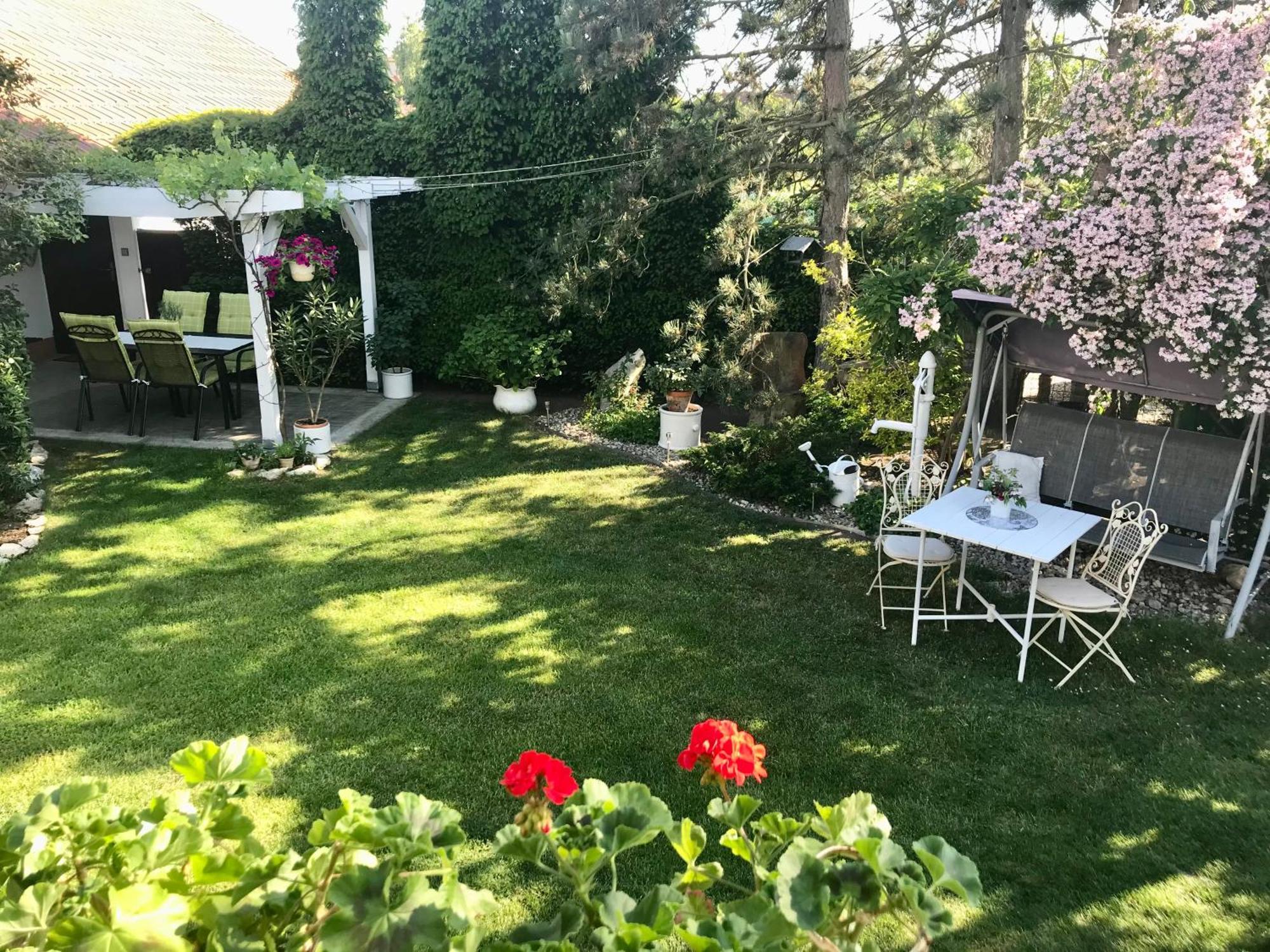 Relaxační studio VERA s UBYTOVÁNÍM Valtice Exterior foto